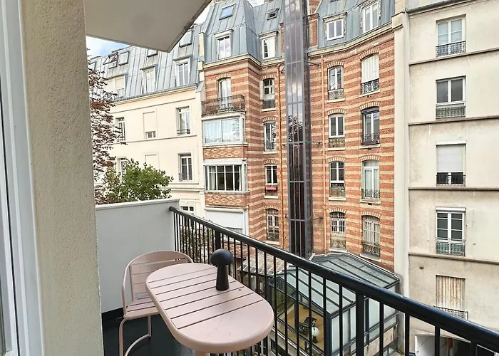 Apartment Design Paris